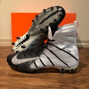 Nike Vapor Untouchable 3 Elite Football Cleats